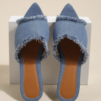 Fashionable denim slipper